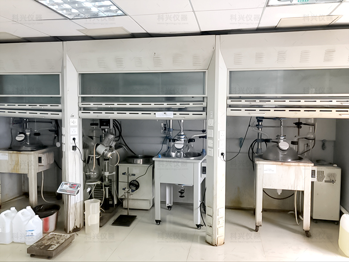 上?？婆d儀器與某公司合作